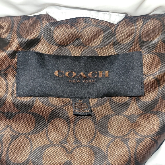 Coach hooded puffer vest with pockets. Pale gray/white/brown, size Medium - Picture 2 of 15